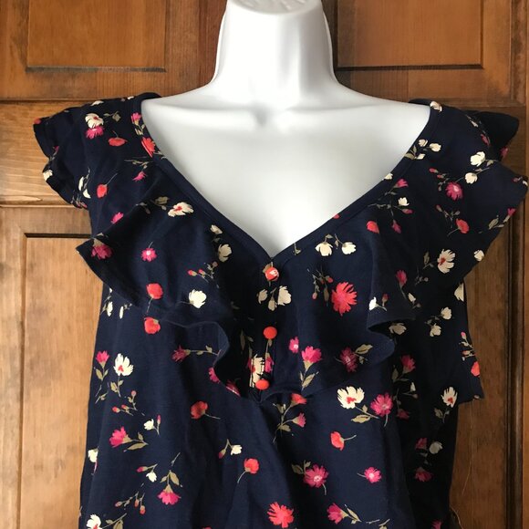 NWT St. John's Bay Navy Blue w/Pink & Ivory Flowers Sleeveless Top X-Large - Picture 2 of 11